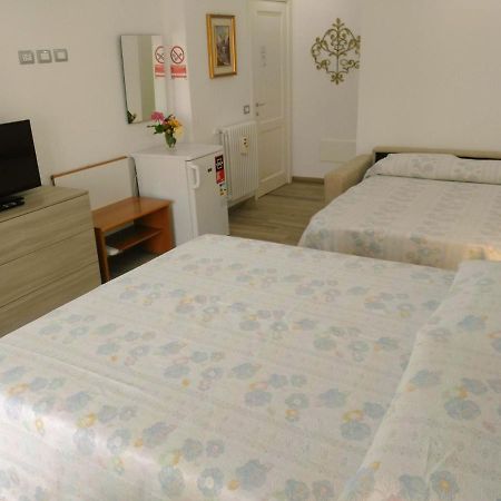 B&B Sweet Dreams Diano Marina Eksteriør bilde